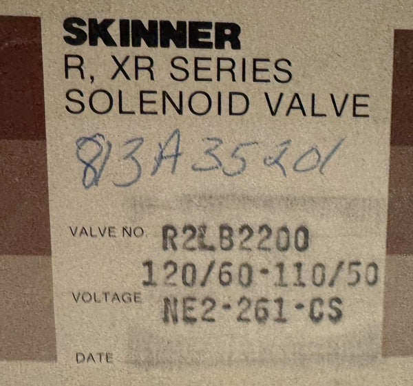 NEW PARKER CJ13701 150 PSI 120V-AC 3/8 IN NPT SOLENOID VALVE D216004