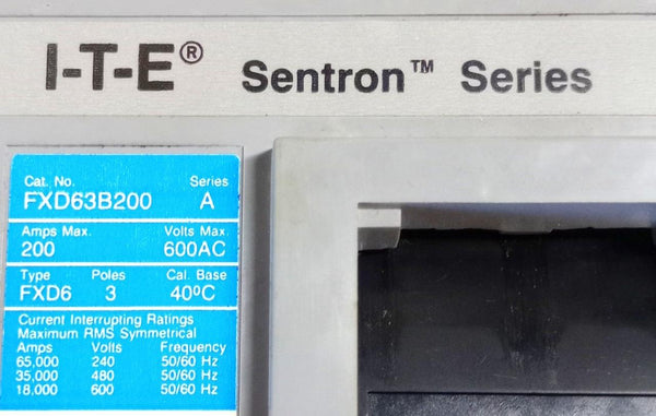 Disjoncteur 3 Pôles Siemens 200A FXD63B200 - Neuf Surplus, Parfait Pour Installations électriques