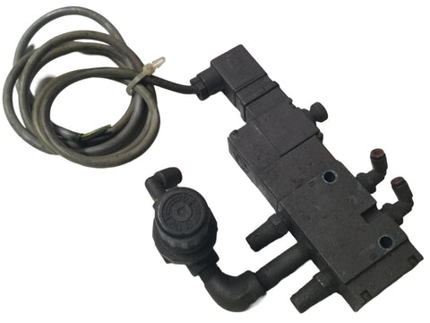 MAC 811C-PP-114JM-172 Solenoid Valve W/ Additional Valve W/ Pneumatic Regulator