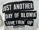 Ripple Junction Men's Mythbusters Blowin Somethin Up Gray Shirt Size Large