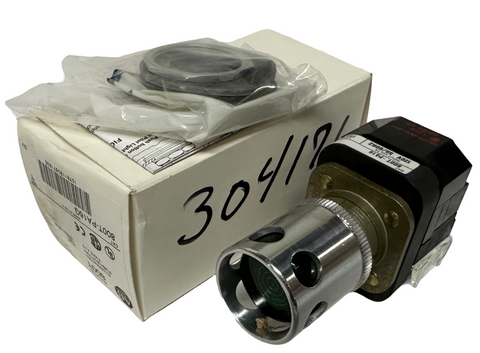 Allen-Bradley 800T-PA16G Push Button Illuminated Green Lens 120VAC 50/60HZ Ser T