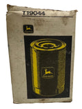 John Deere T19044 Engine Oil Filter Replacement