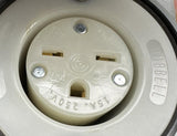 Hubbell HBL5679C Outlet 15A 250V Killark FS-1 Electrical Box Weatherproof Cover