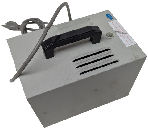 Cole Parmer 9741-50 Fiber Optic Illuminator Low-Noise 110/120V 200W 60Hz