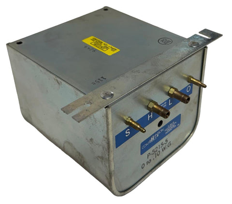 Johnson Controls P-5215-5 Differential Pressure Transmitter 0-24.9 Pa