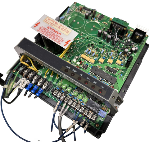 Allen-Bradley 1331-OAF05 Adjustable Frequency Drive Series C 1 Ph 230V 50/60HZ