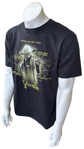 Disney Men's Star Wars Yoda Graphic Black Short Sleeve Shirt Size Medium