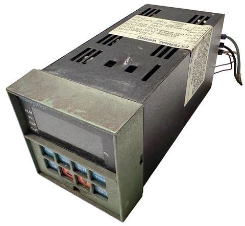 Honeywell DC3002-0-30A-2-00-0111 Temperature Controller 120V 60Hz 51-51-25-07