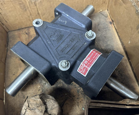 Crown Gear Drive 803806 Zero-Max 3-Way Right Angle Gearbox 1" Shaft 1:1 Ratio