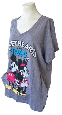 Disney Women's Mickey Mouse & Minnie Mouse Sweethearts Since 1928 Shirt Size 3XL