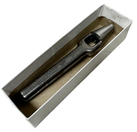 C.S. Osborne No. 149-6MM Arch Punch 6mm Round Hole Steel
