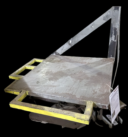 Conair Franklin 40" x 40" Pneumatic Tilt Platform Tilting Table Lift