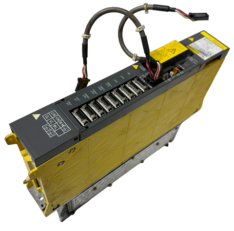Fanuc A06B-6079-H204 Servo Amplifier Module SVM2-12/40 283-325V 3.4 kW 230 V