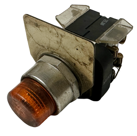 Allen-Bradley 800T-QT24 Illuminated Push Button Switch Orange Series T 24V AC/DC