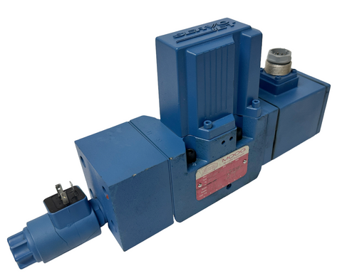 Netstal Moog D661Z2743G Servo Valve Pilot-Operated 24VDC 280 BAR P80HXAPFΝΕΑ2