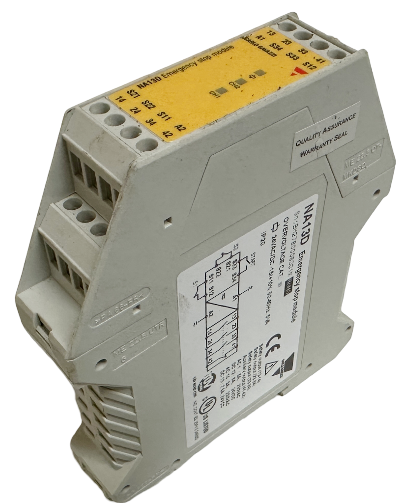Carlo Gavazzi NA13D Emergency Stop Module 24 VAC/DC 50/60Hz 5VA DIN Ra