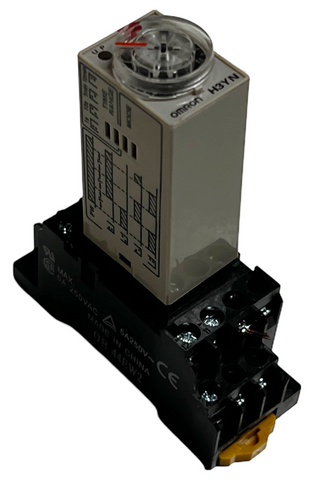 Omron H3YN-4 Solid State Timer Relay 24V 4PDT 0.1s-10min w/ Socket