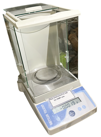 Mettler Toledo AL204 Analytical Balance 210 g LCD Display 6-14.5 V 50/60 Hz