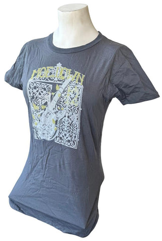 Alternative Women's Moe.Down Gelston Castle Estate 2011 Gray Shirt Size Medium