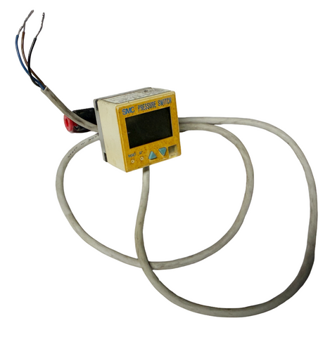 SMC ISE4-T1-25 Digital Pressure Switch 12-24 VDC NPN 1/8″ NPT 1 MPa