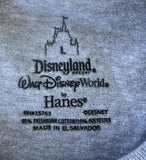 Disney Men's Disneyland Resort Mickey Mouse Gray Short Sleeve Shirt Size Large