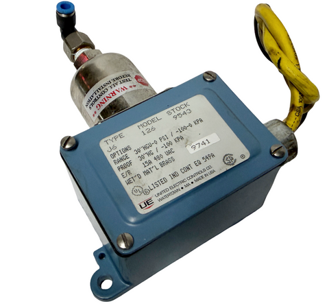 United Electric Controls Model 126 Type J6 Pressure Switch 30" HGV- 0 PSI