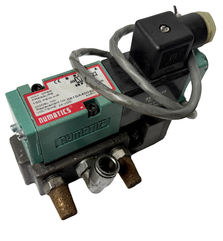 Numatics 081SA4004000061 Solenoid Valve 1/8" 24VDC 4-Way 2-Position w/ Manifold