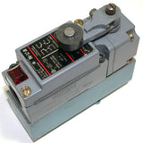 CUTLER HAMMER HEAVY DUTY PLUG IN LIMIT SWITCH E50SBN