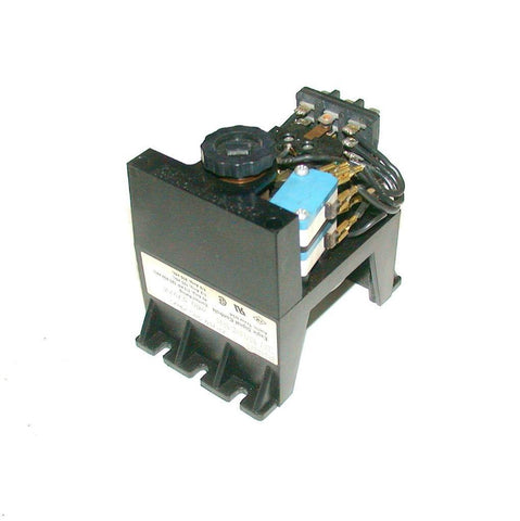EAGLE SIGNAL CONTROLS BR26A601 TIME DELAY RELAY 120 VAC 0-155 SECOND0