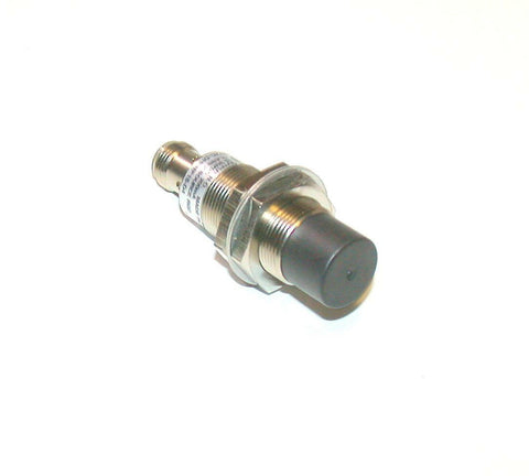 New Allen Bradley 872C-DH8NP18-D Inductive Proximity Switch Sensor 10-30 VDC