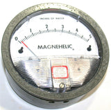 Dwyer Magnehelic 2005 0 to 5 Differential Pressure Gage