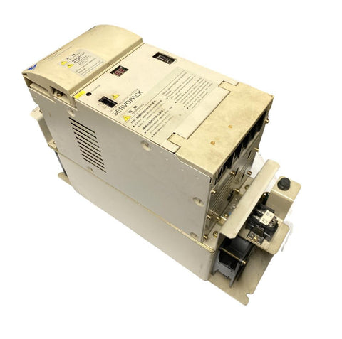 Yaskawa VS-656MR5 Converter 22.9 kW 30 KVA 230V 3 Ph CIMR-MR5A2018