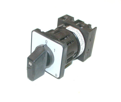 EATON MOELLER t0-1-15402 2-POSITION MAINTAINED SELECTOR SWITCH 23 Amp