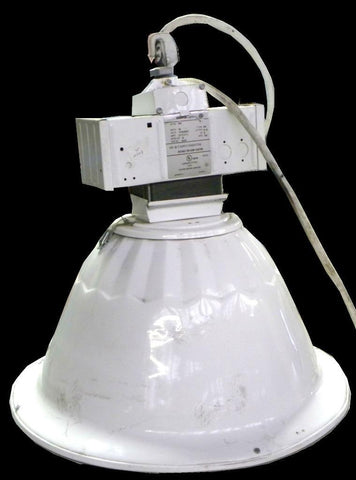 COOPER LIGHTING 88 LIGHT SOURCE 3607521 250 WATTS - SOLD AS IS