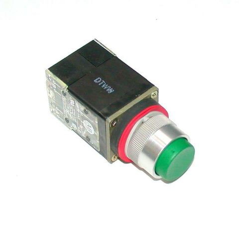 New Allen Bradley 800MR-A1T7 Green Momentary Raised Head Pushbutton Ser. A