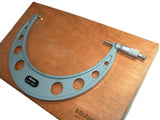 Mitutoyo 9-10" .0001" Micrometer w/Case & Standard 103-224 - calibrated