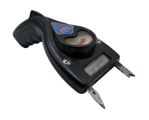 Davenset Vintage Triple-A Silver Beauty High Rate Discharge Battery Tester