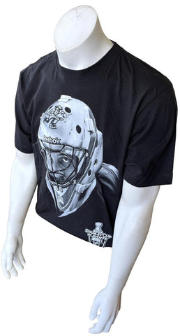 Reebok Men's Roberto Luongo Vancouver Canucks NHL Graphic Black Shirt Size L