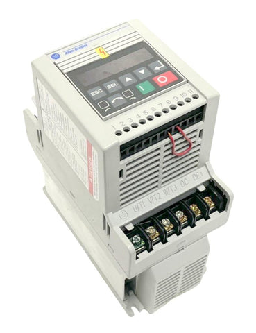 Allen-Bradley 160-BA06NSF1 Ser. C 160 SSC Variable Speed Drive 380-460V 7A