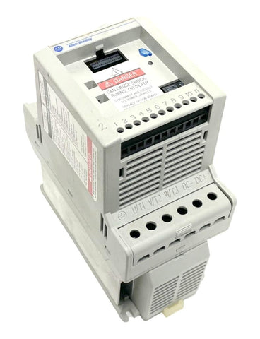Allen-Bradley 160-BA04NSF1 Ser. C 160 SSC Variable Speed Drive 380-460V 2HP 3PH
