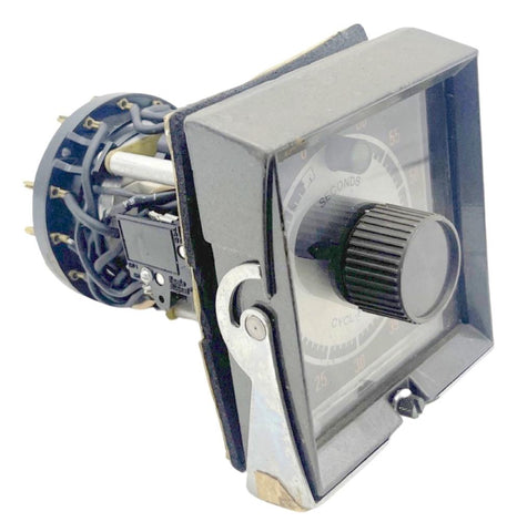 Eagle Signal HP51A6 CYCL-FLEX Reset Timer 0-60Sec 120V 60HZ 5/10A Analog Dial