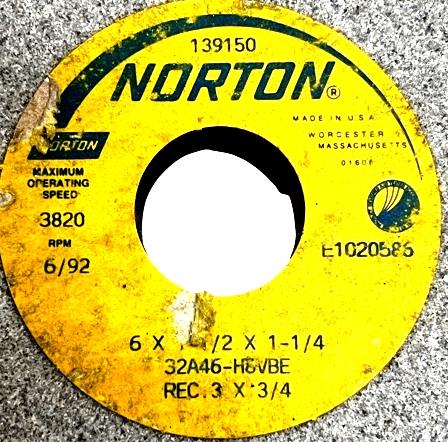 Norton 32A46-H8VBE Grinding Wheel 6" x 1-1/2" x 1-1/4" Rec. 3" x 3/4"
