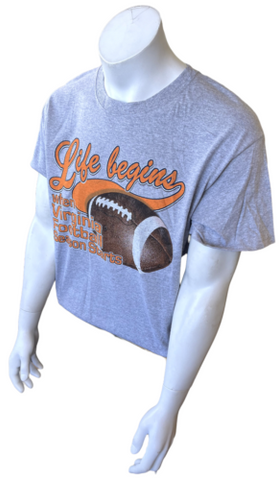 Fruit Of The Loom Men's Life Begins When Virginia Football Season Starts Shirt L