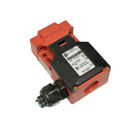 Allen Bradley 802F-S62P15-CG Series A Key Interlock Switch 400 Volts 6 Amps
