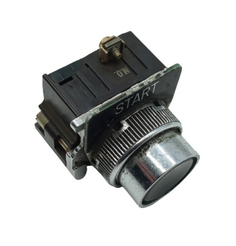 Cutler-Hammer 10250T Heavy Duty Illuminated Push Button Operator 30.5mm 600V Max