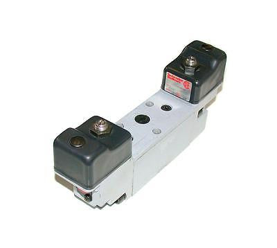 NEW SCHRADER BELLOWS  SOLENOID VALVE  12 VDC    MODEL  L7552240245 (3 AVAILABLE)