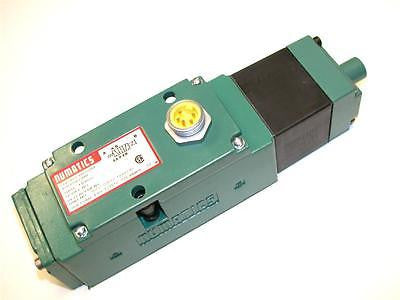 NEW NUMATICS SOLENOID SINGLE POSITION 120VAC  W/ 5 PIN CON VALVE A23SA400S000030