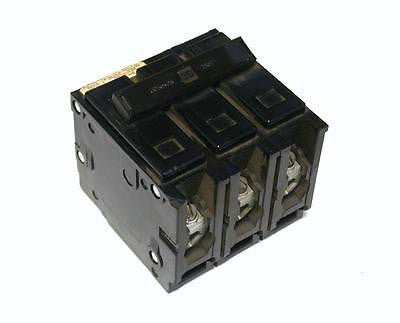WESTINGHOUSE 30 AMP 3-POLE CIRCUIT BREAKER 240 VAC HQP3030H