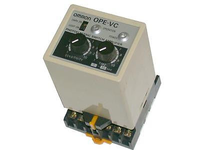 VERY NICE OMRON OPE-VC PHOTOELECTRIC SWITCH AMPLIFIER