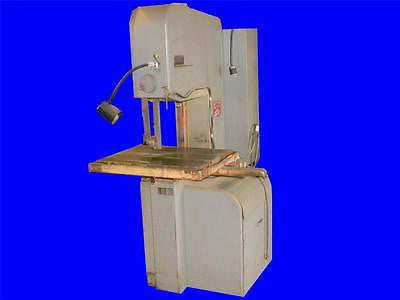 VERY NICE DOALL VERTICAL BANDSAW MODEL 2012-2A W/ 20" THROAT 3 PHASE 230 VOLTS